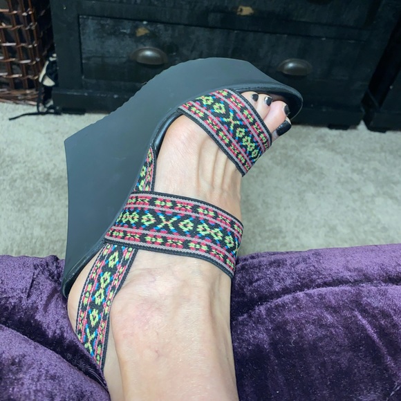 Platform Aztec style wedges - Picture 4 of 6
